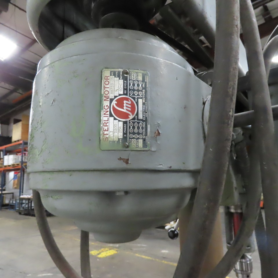 Walker Turner 1100 Variable Speed 20″ Vertical Drill Press 208-230/480V 3Ph 1Hp