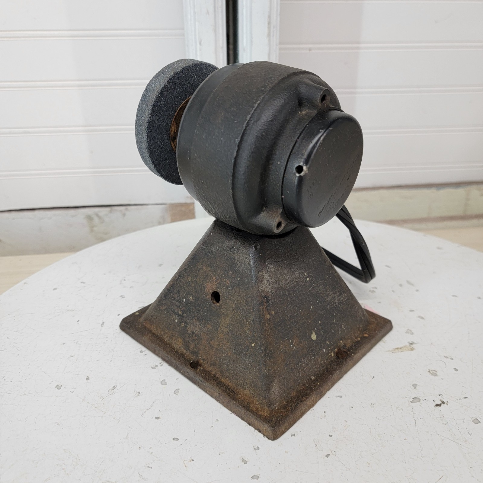 Vintage GE Bench Grinder Tool Sharpener 5KSP51EL551H Motor Works 115V USA