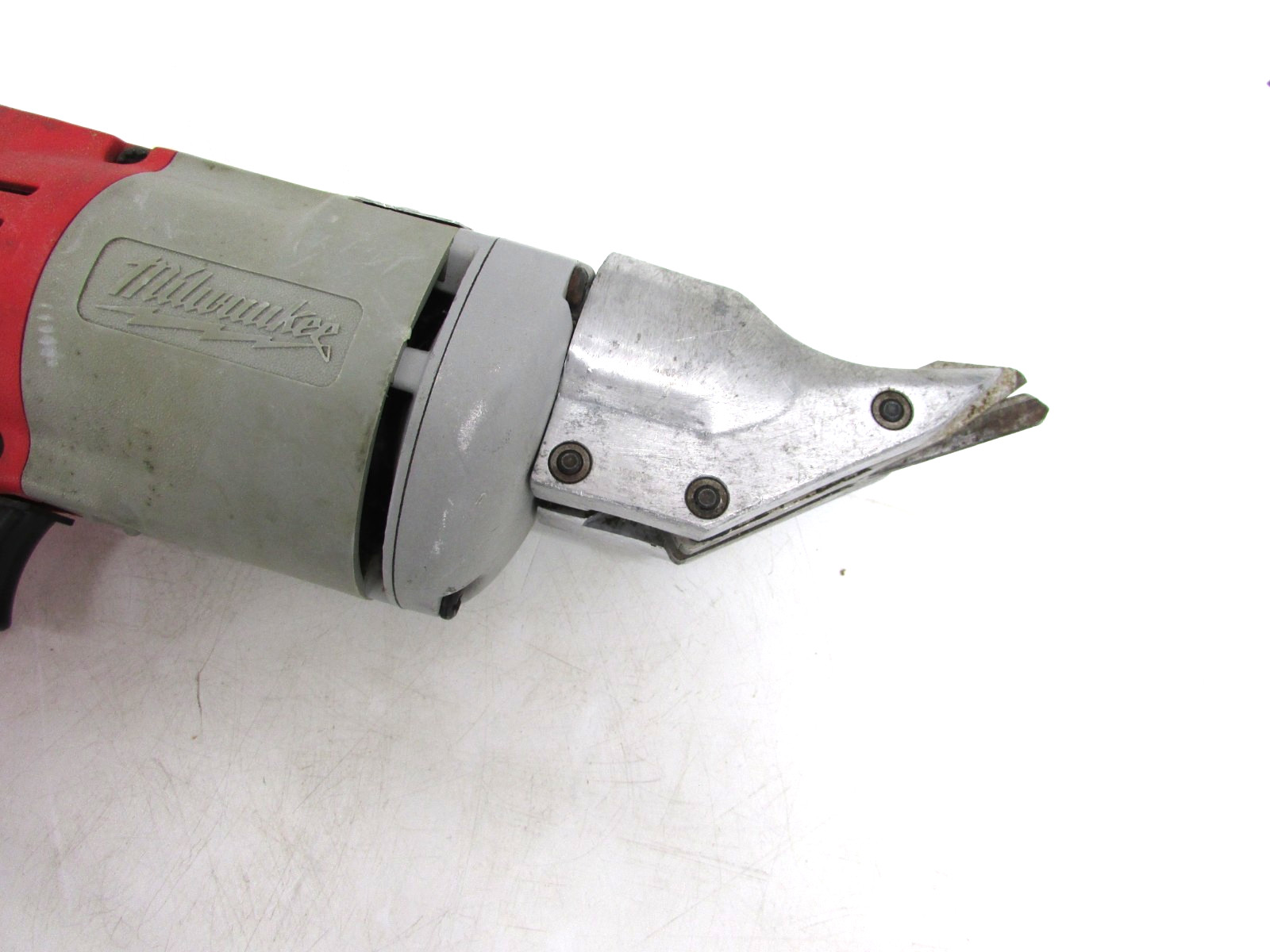 MILWAUKEE TOOLS 18 GA HEAVY-DUTY, POWER METAL SHEAR CAT. No. 6850