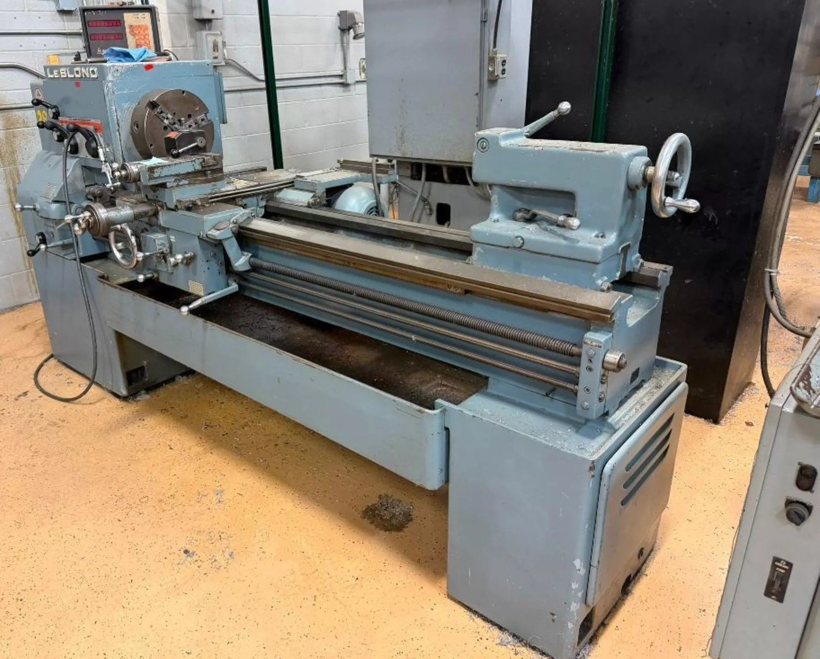 19″ x 54″ LeBlond Regal 6E Engine Lathe w/Anilam DRO