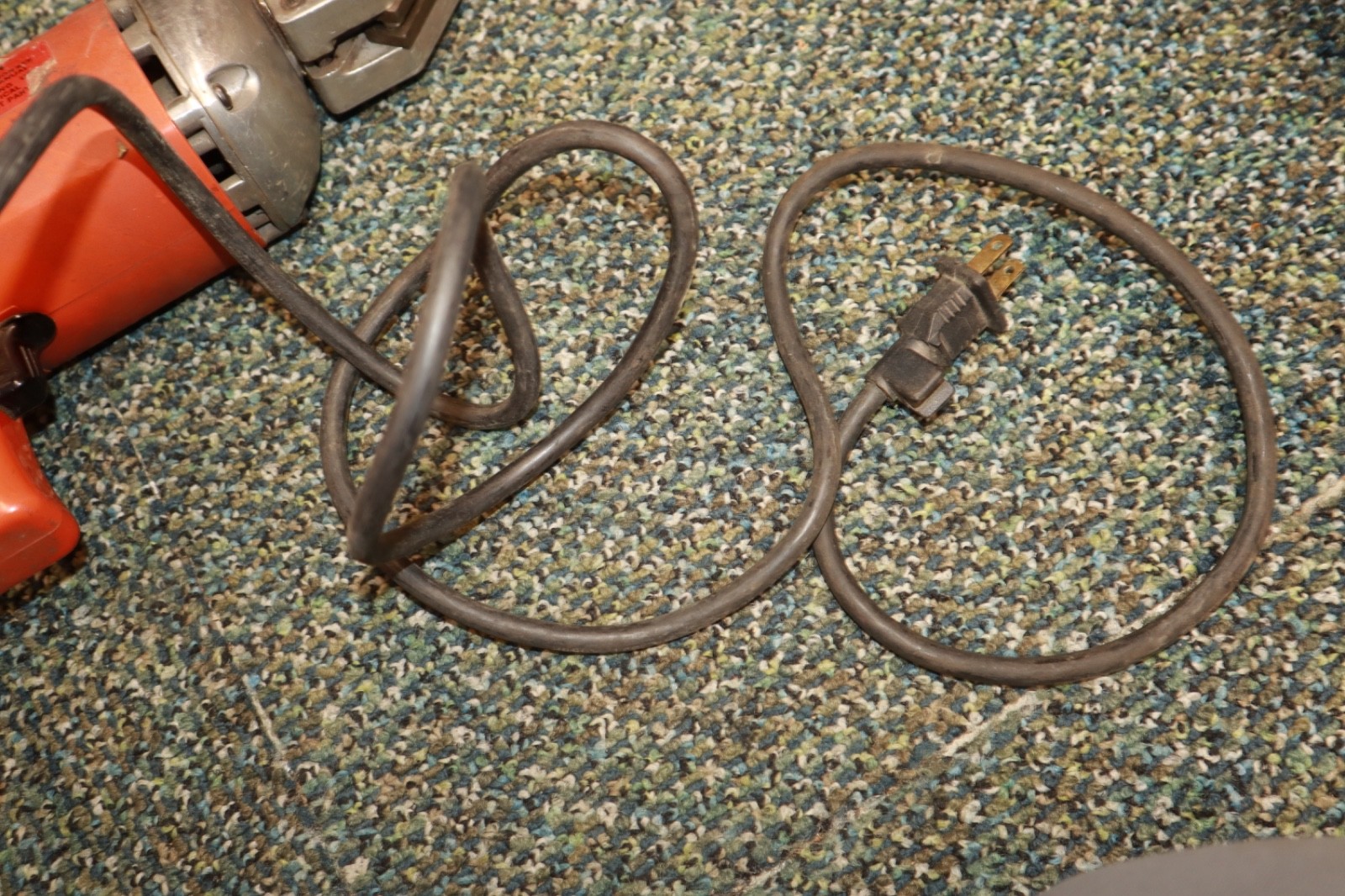 Vintage Used Ram # R-100 Heavy Duty Sheet Metal Shear Corded Tool