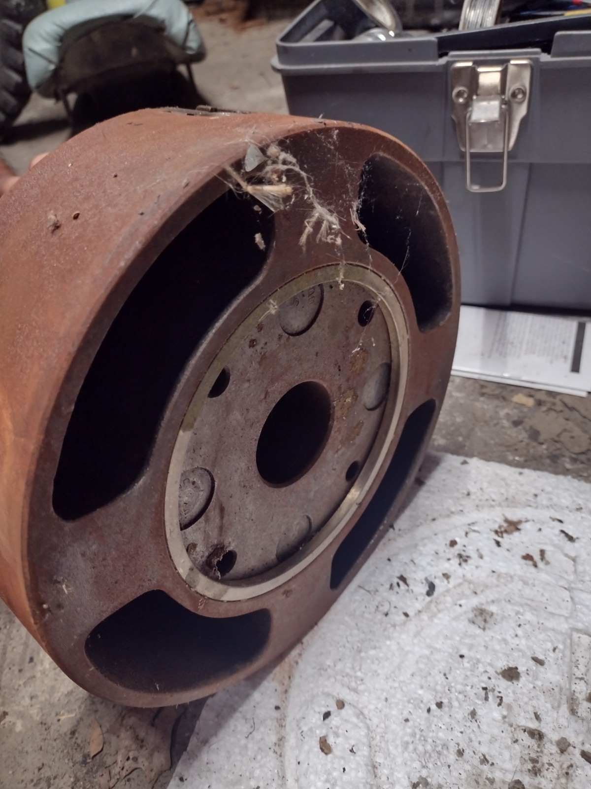 South Bend 9″ 4 jaw chuck for South Bend Lathe