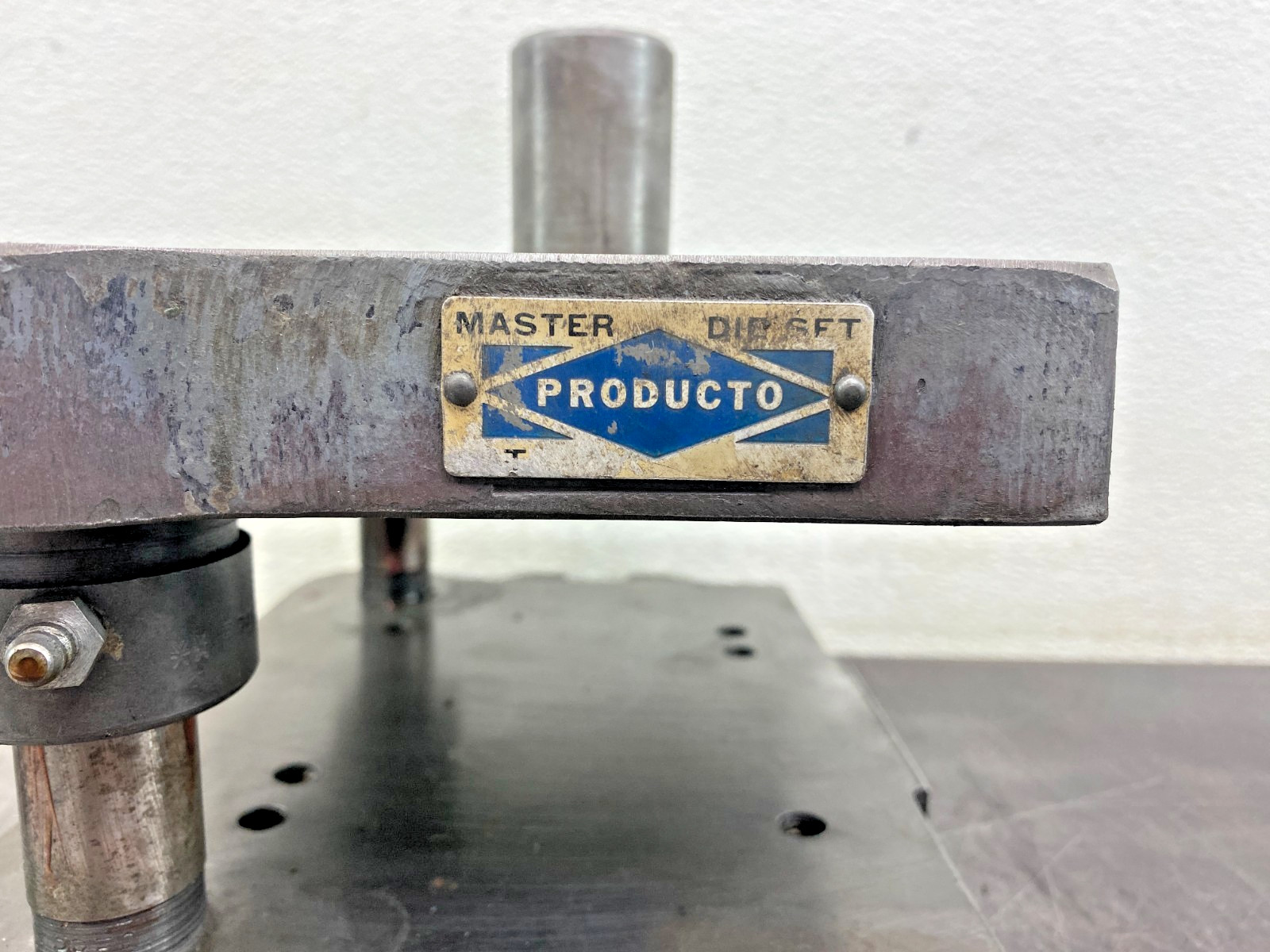 Producto Precision Die Set Pneumatic Punch Press 1-1/2″ Post