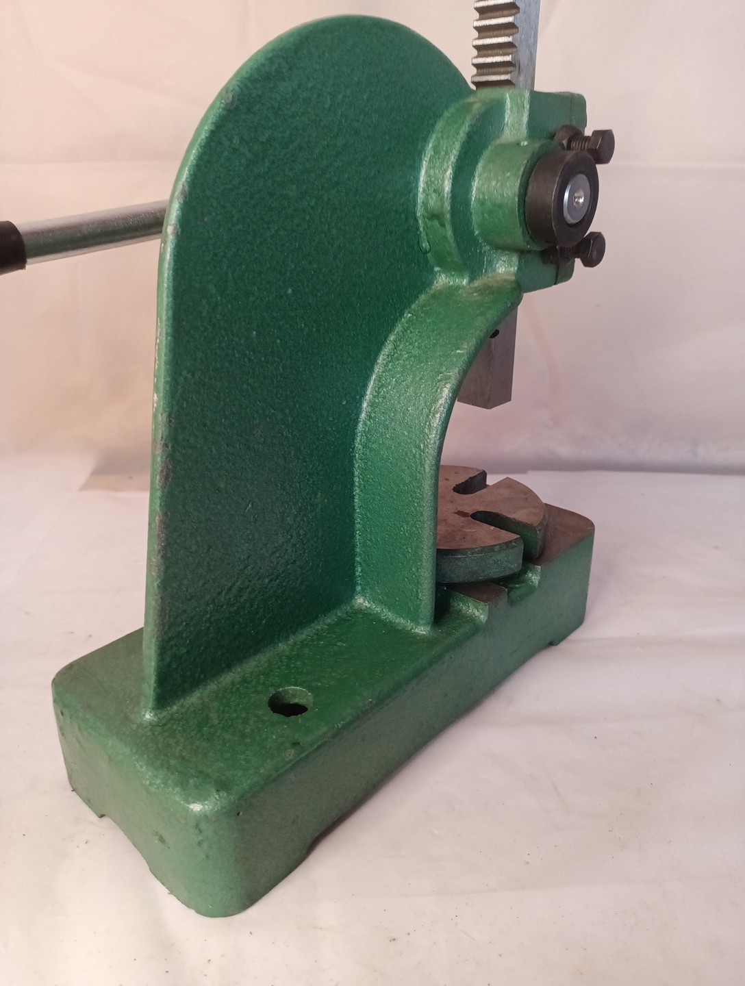 Lightly Used Green 1/2 Ton Model No. 0 Arbor Press