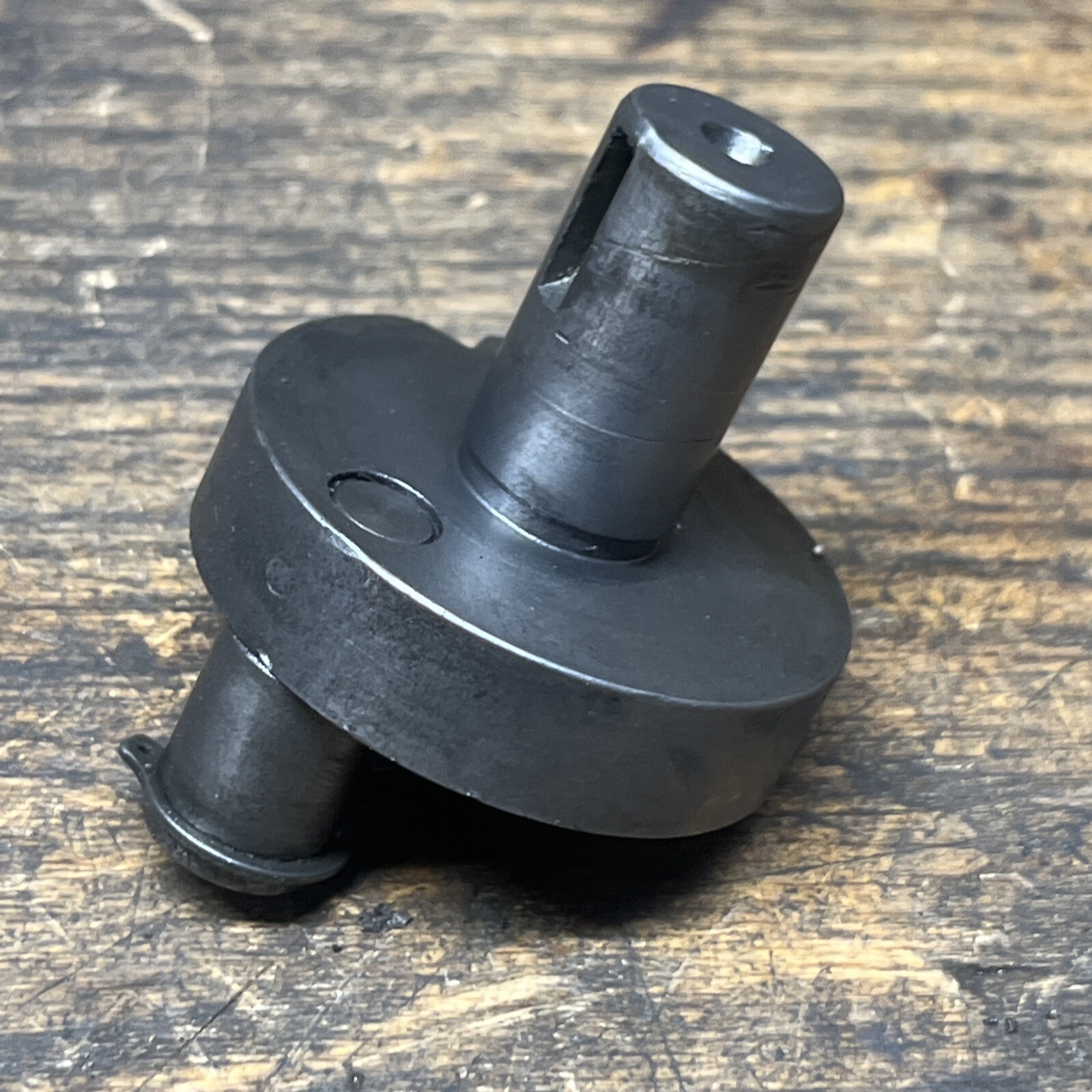 14″ Logan Lathe Model 6560 Shifter / Selector Eccentric Cam Part# 6169
