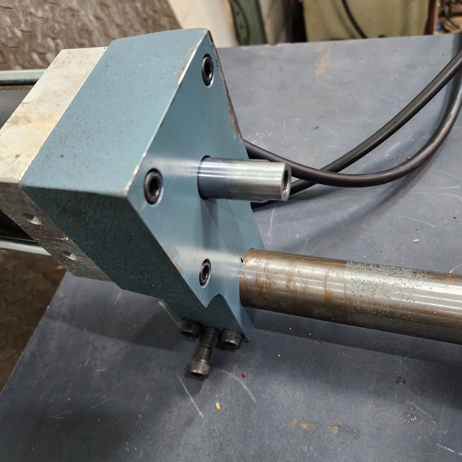 Janesville Tool 1/4 Ton Air Pneumatic Press 2″ stroke adjustable 660lbs Max