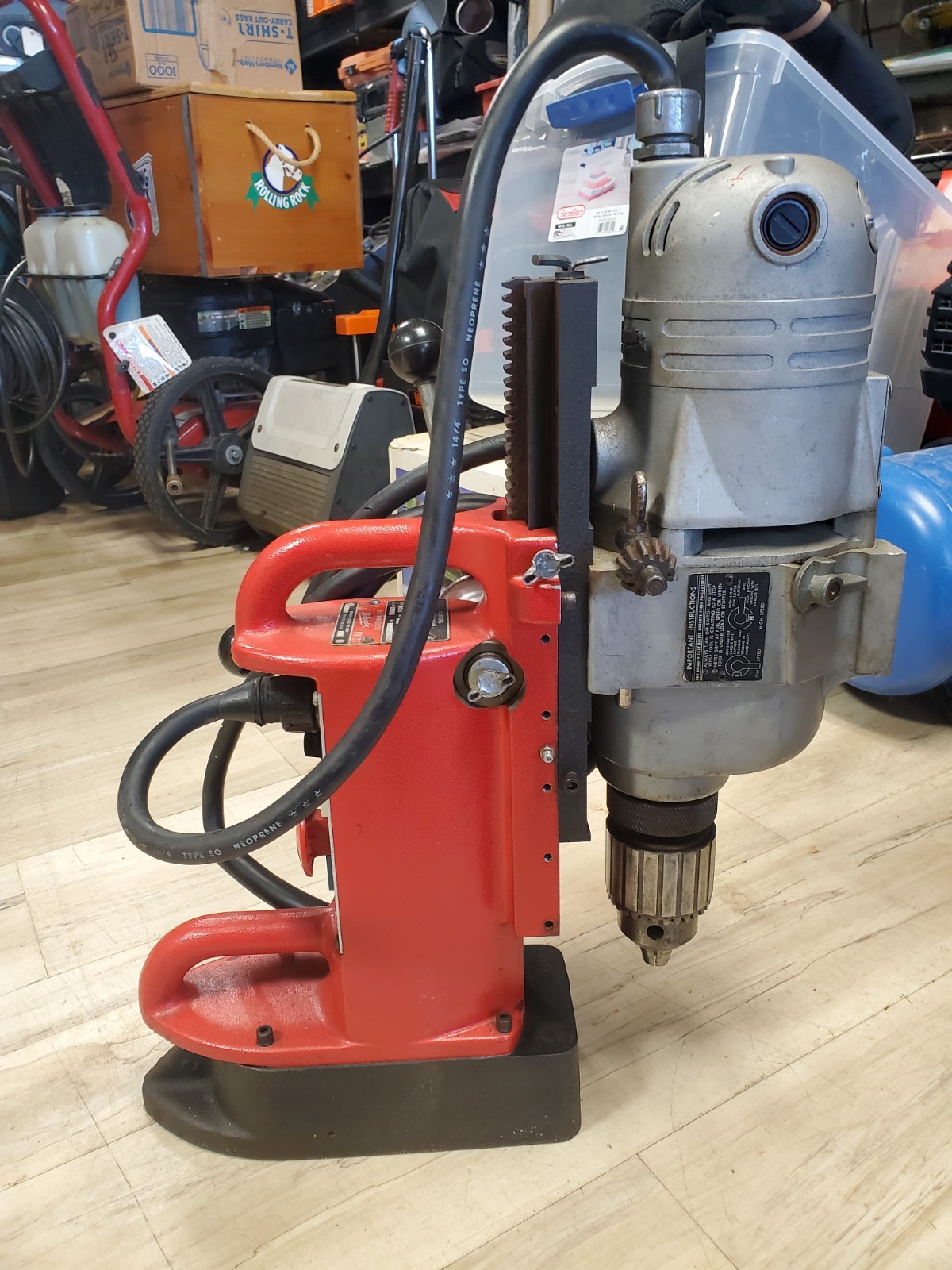 Milwaukee 4202 Heavy Duty Electromagnetic Drill Press 120V 12.5A