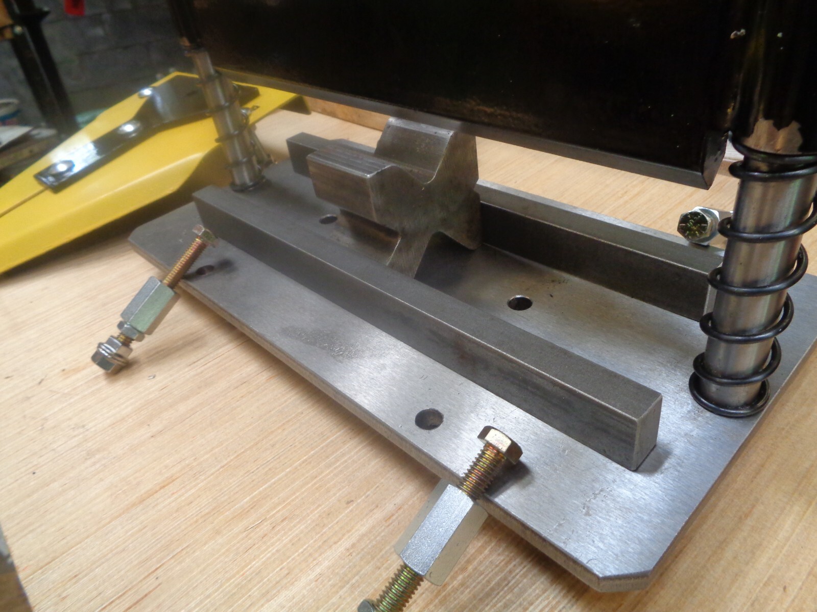 Bottom Die Improvements for your 20 Ton Shop Press 12″ Press Brake Attachment