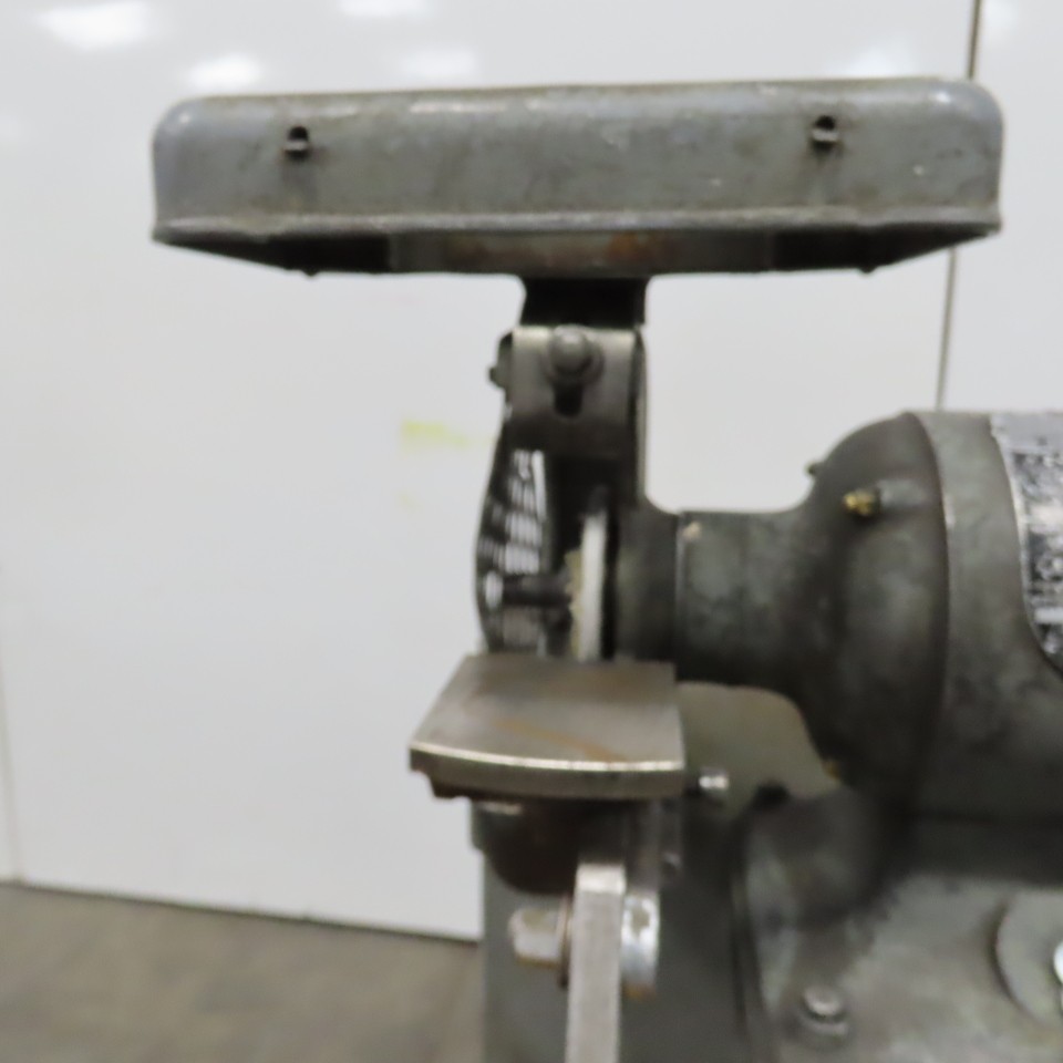 Delta 1/2HP Pedestal Mount 6″ Dual Wheel Grinder Buffer 230V 3PH W/Catch Pan