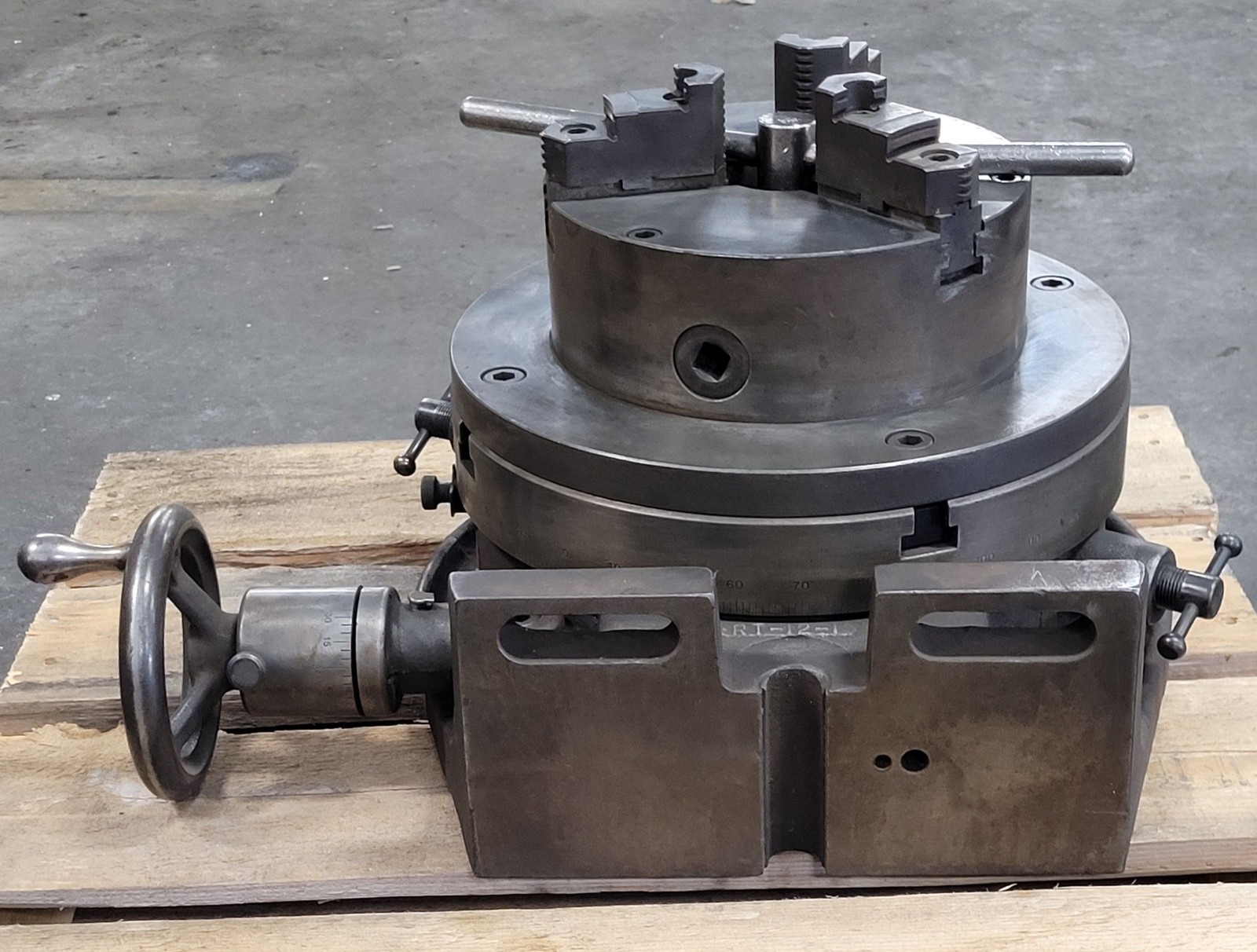 Universal Horizontal/Vertical Rotary Table w/ 8in 3-Jaw Chuck