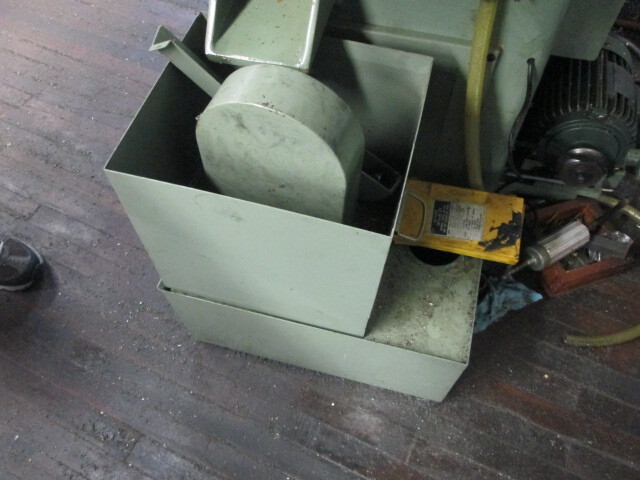 Ge Fong Model GS-1035 24 Speed 8065 Rpm 8mm Max Diameter 3Hp 220/380V Auto Lathe