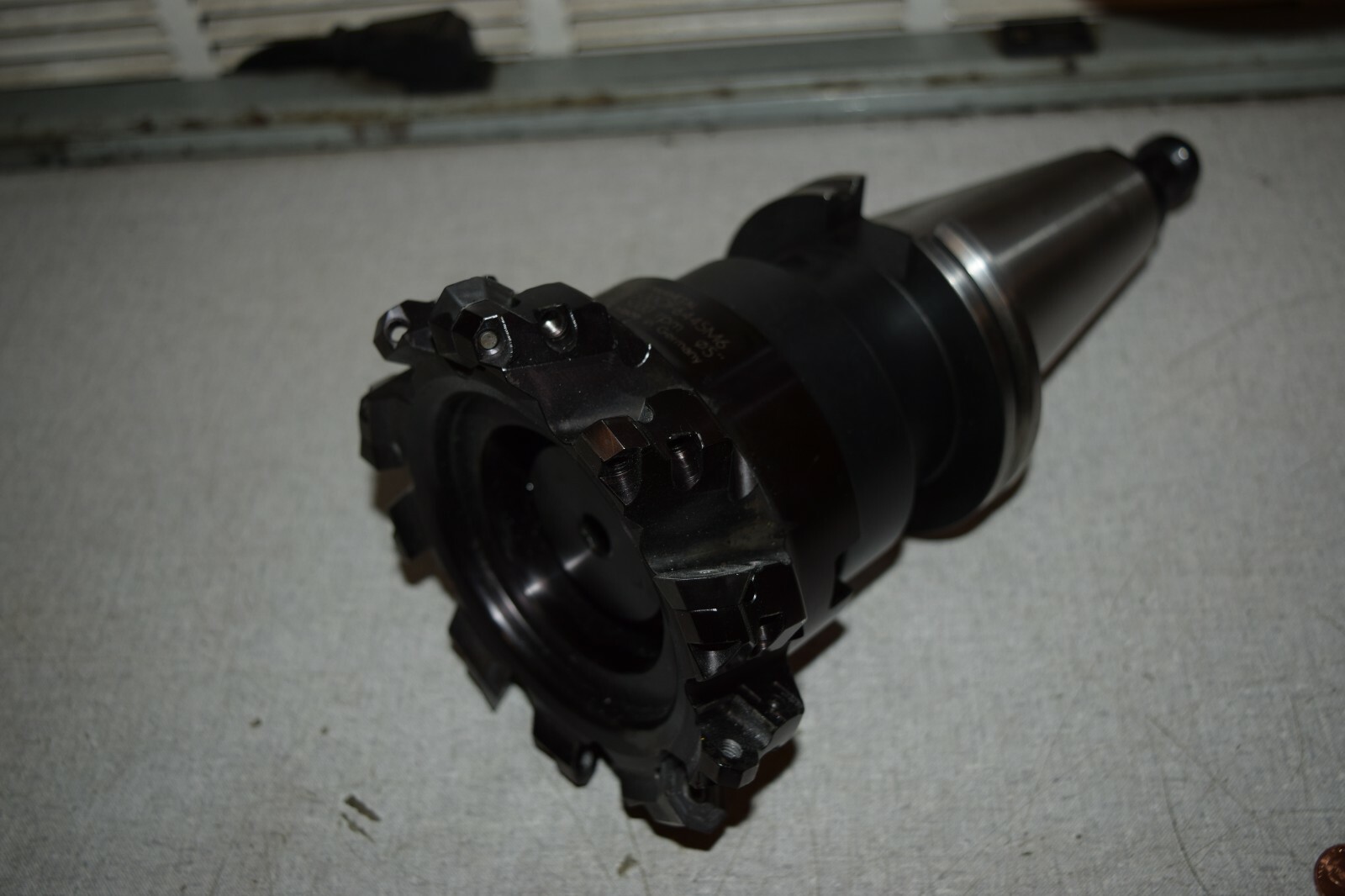 Kennametal 5″ KFSR500OF6445M6 Milling Cutter Face Mill with CAT50 Tool Holder