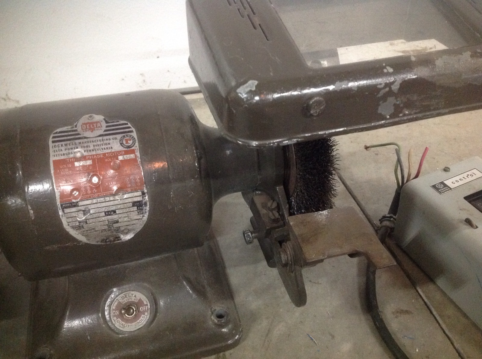 Vintage delta 7″ rockwell Triple Duty grinder 3 ph~3450 RPM Needs Rewired