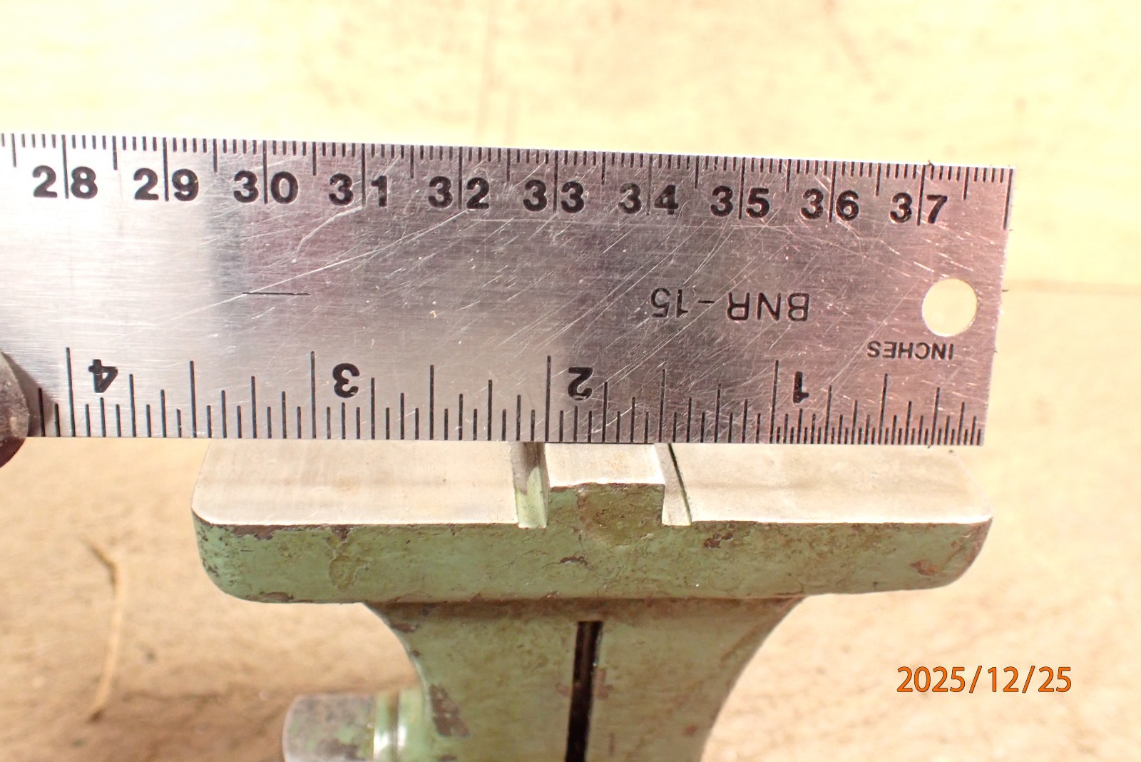 VINTAGE SMALL MACHINIST TAILSTOCK ASSEMBLY POSSIBLE GRINDING GRINDER TOOLING