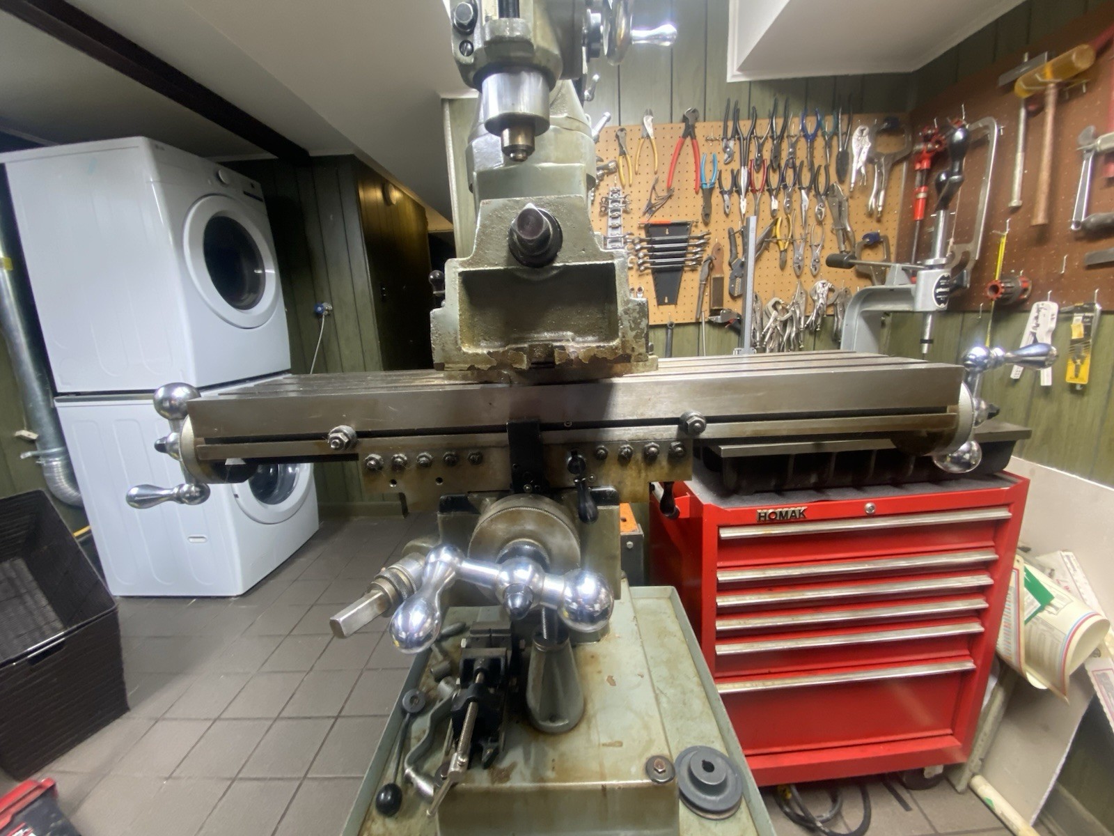 Clausing 8520 Manual Vertical Milling Machine 3/4HP 115/230 V GREAT CONDITION