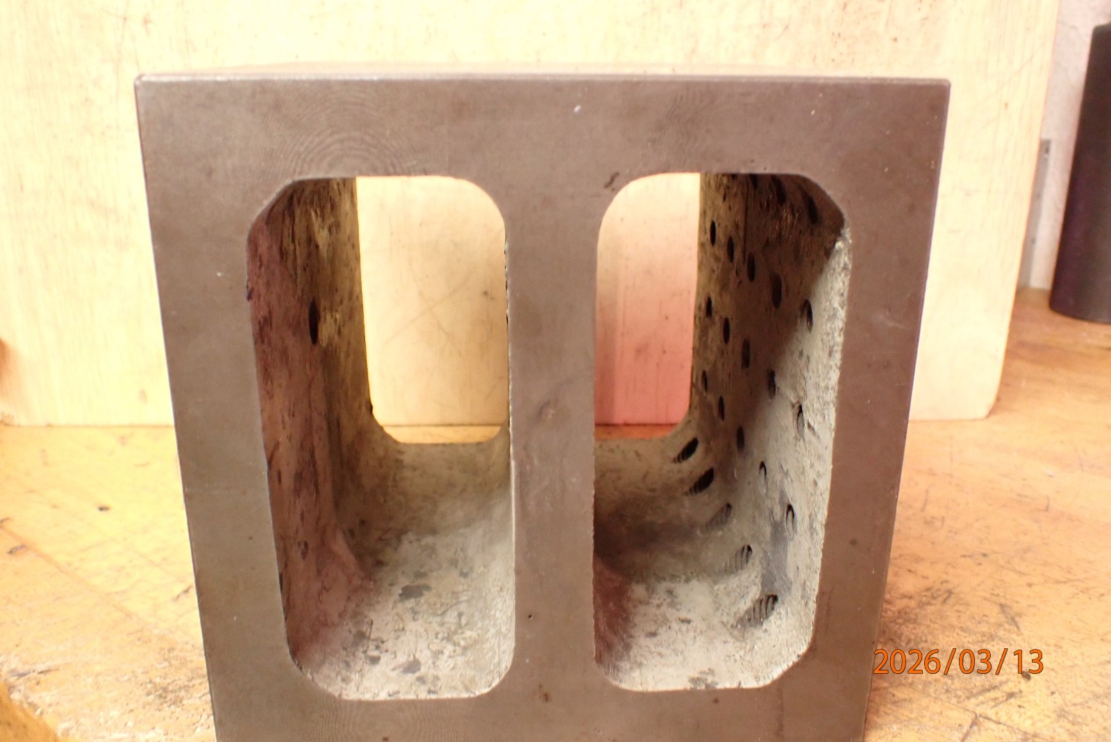 R362 BOX PARALLEL MACHINIST SETUP TOOLING JIG FIXTURE WITH SOME 3/8-16 HOLES