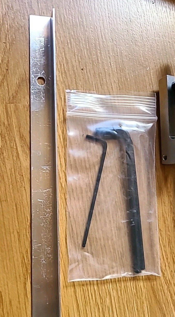 AccuCutter 2001 Metal & Plastic Shear 12″ Tru Square Guide + Drop Off Bar Only