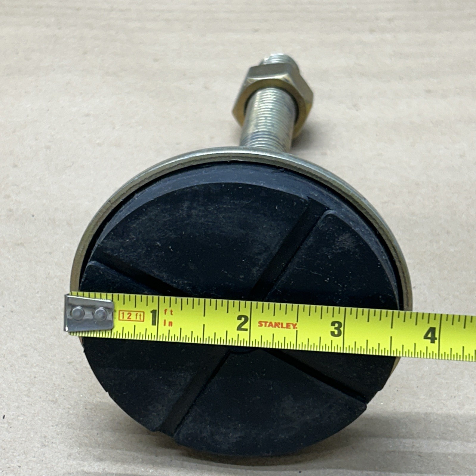 Sunnex Model 32 Leveler Leg 2000 LB Capacity Rubber Pad=3.5 In. Stem=6 In.