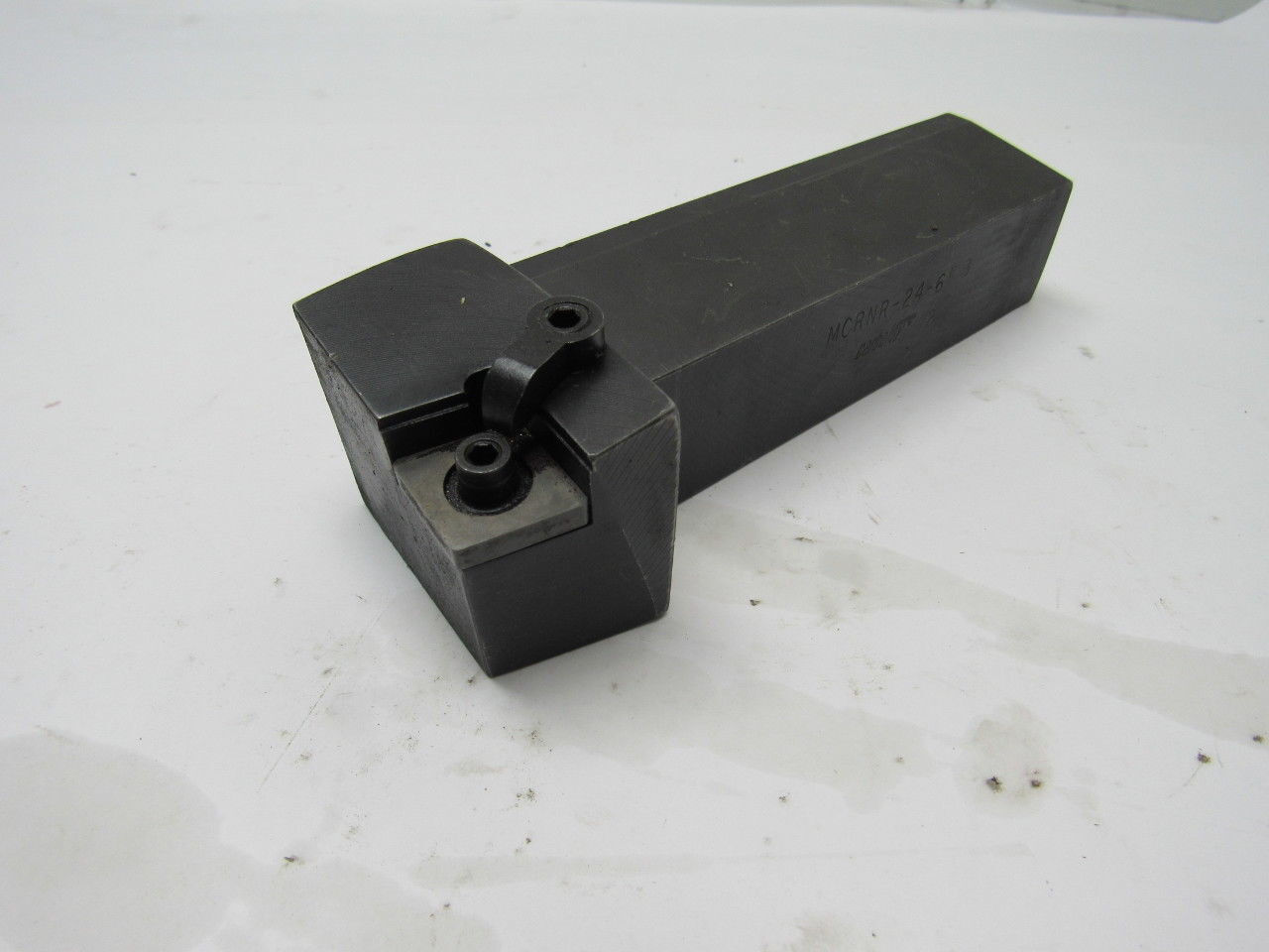 Carboloy MCNR-24-6 1-1/2″ Shank Indexable Lathe Tool Holder 7″ OAL Right Hand