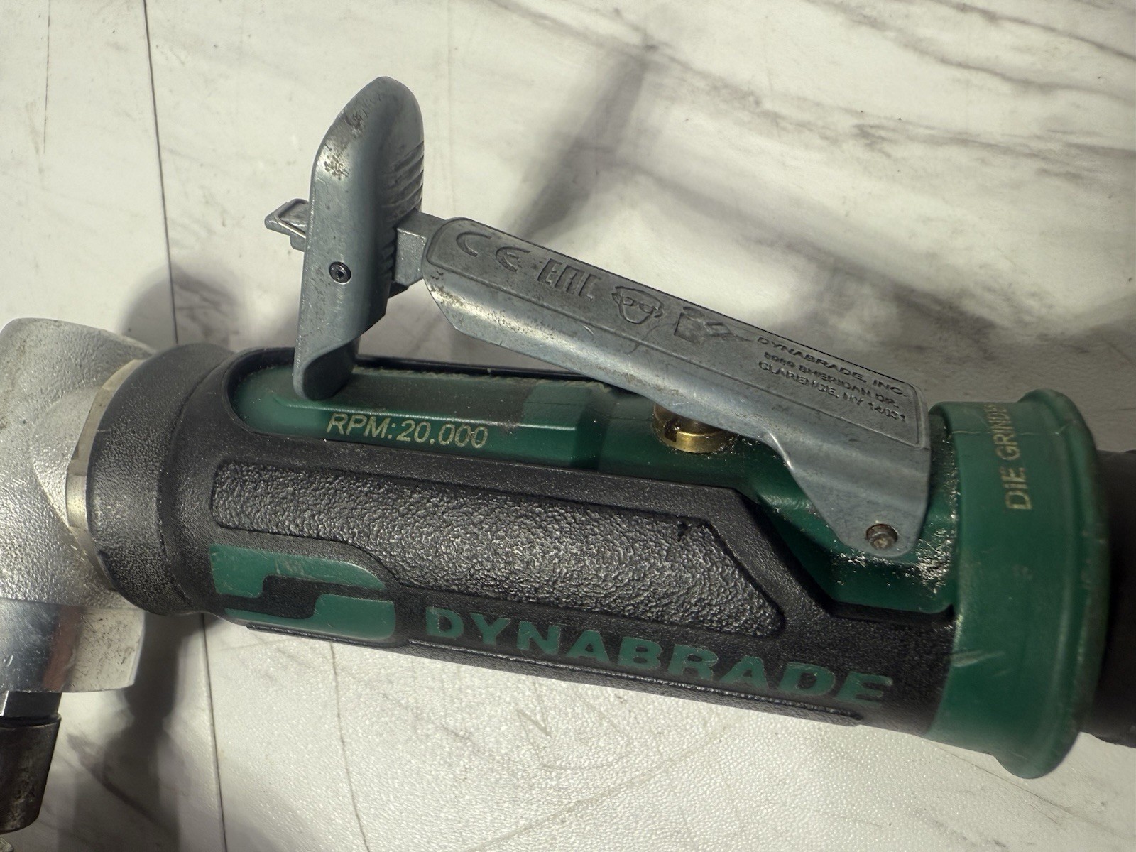 DYNABRADE 48317 – .4 HP RIGHT ANGLE DIE GRINDER, 20,000 RPM 1/4″ COLLET