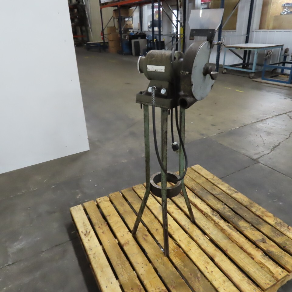 Rockwell 23-200 7″ Pedestal Mounted Bench Grinder 120V 1PH Tested
