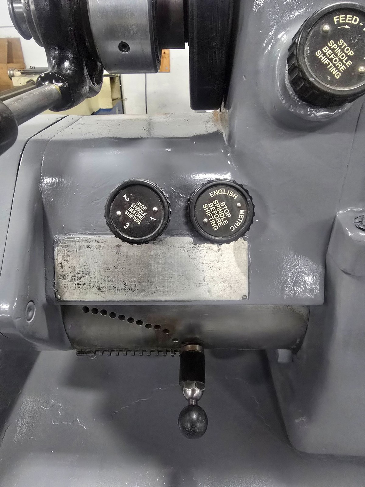 11”x18” Hardinge HLV-H-EM Tool Room Lathe w/Inch/Metric