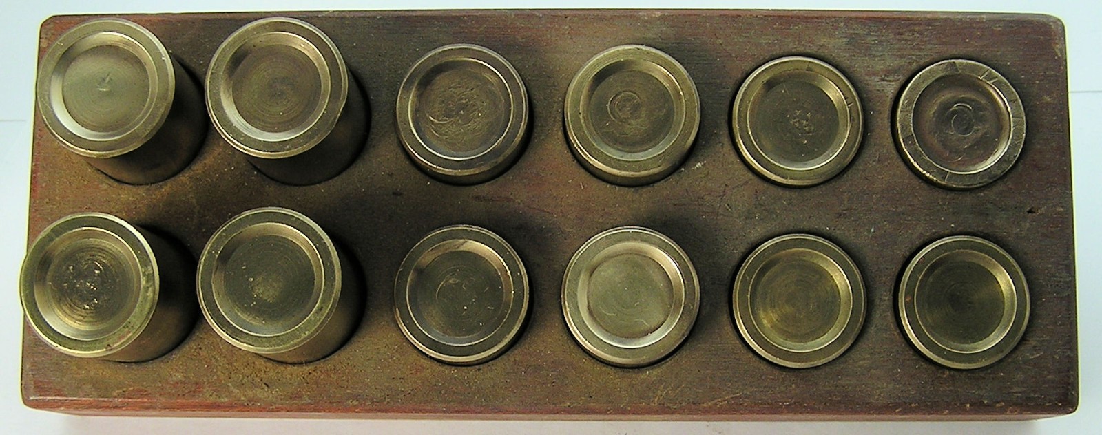Moore Tools Set 12 Brass Heel Rests in Stand for Jig Bore Machine 5/8″-1-7/8″ #1