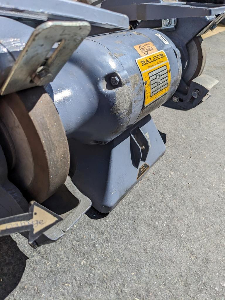 BALDOR 7312D 3600/1800RPM 1PH 115V INDUSTRIAL GRINDER DAMAGED NEW KSLR