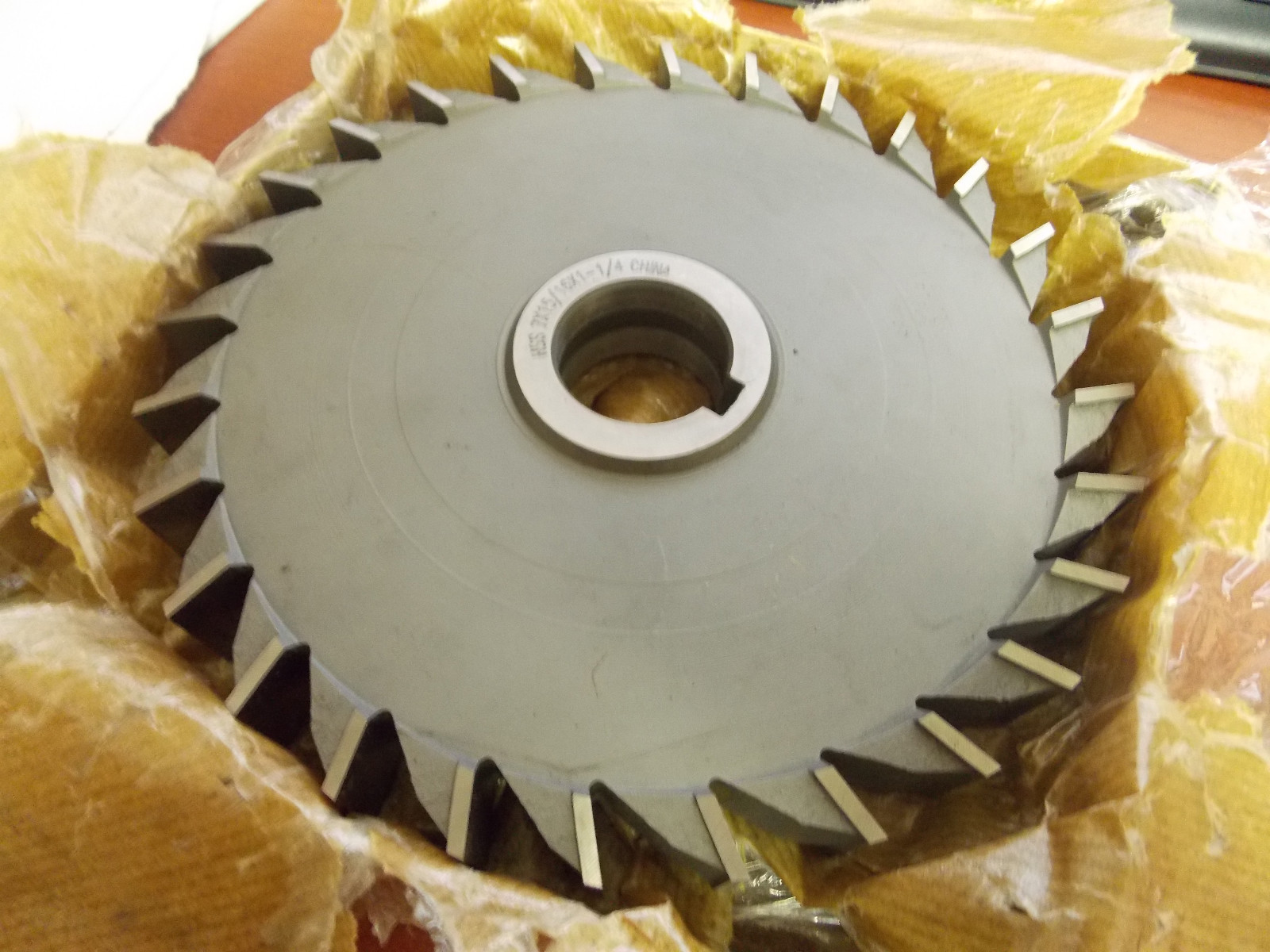 Side Milling Cutter 7″ x 15/16″ x 1-1/4″ HSS 28T #3017489