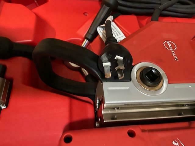 MILWAUKEE 4272-59A Electromagnetic Drill 1-5/8in 220v-240v 13Amp (Intl. model)