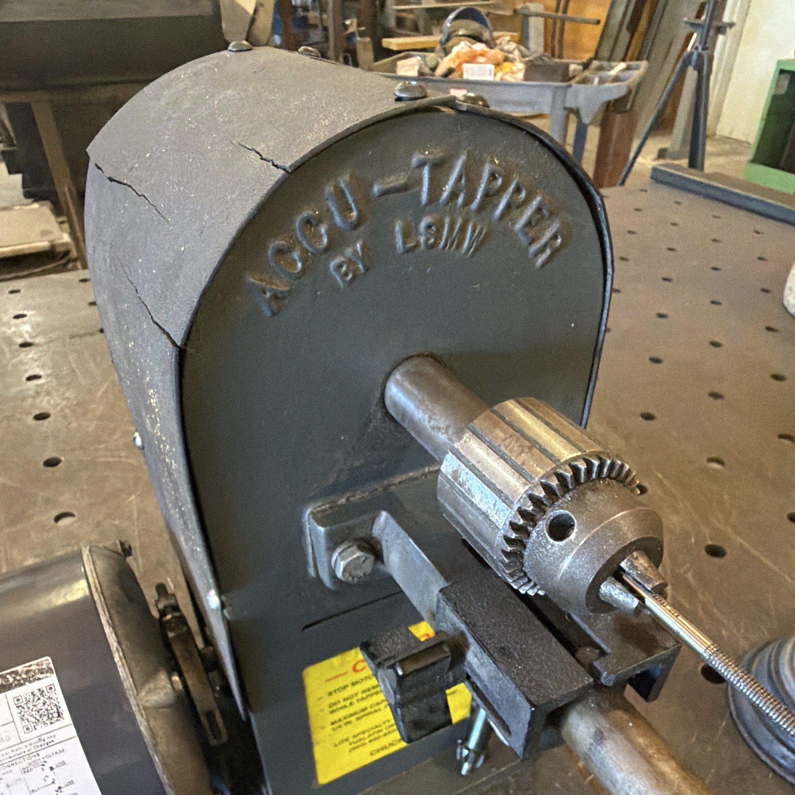 L8MW Accu-Tapper ACCUL-TAPPER Electric Tapping Machine 1/4in 115V 1725RPM
