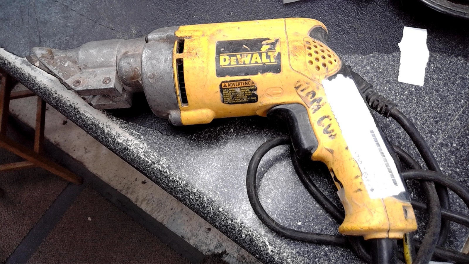 DEWALT DW890 18GA SWIVEL HEAD SHEAR