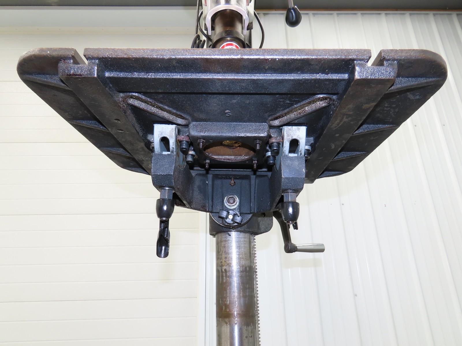 Delta 17-959L Laser Drill Press 17″ Single Phase 120V 3/4Hp 250-2720RPM