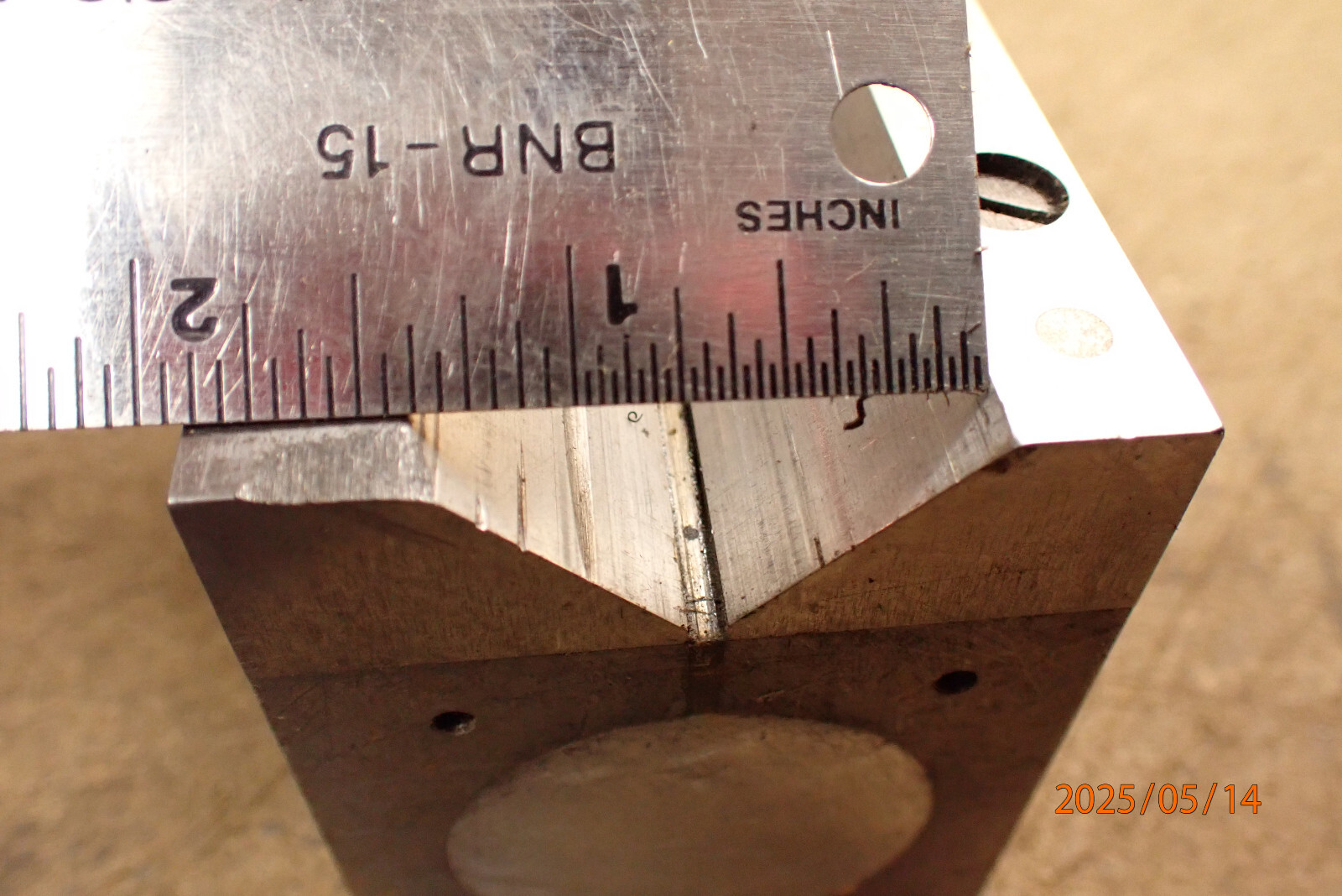 LOT 407; BROWN AND SHARPE MAGNETIC V-BLOCK MACHINIST JIG FIXTURE TOOLING