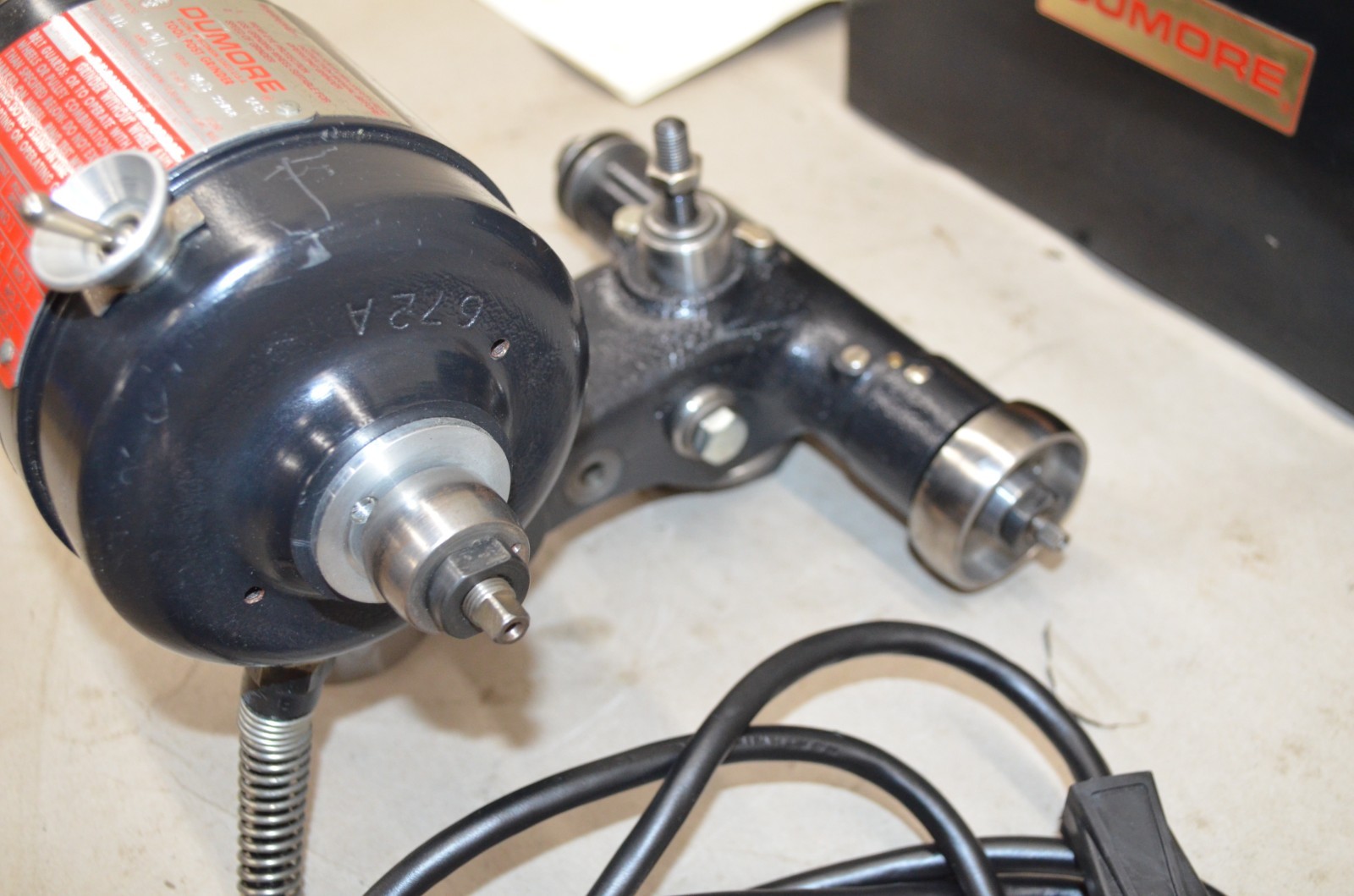 Dumore Tool Post Grinder 44-011 Model 8473, 115Volt, 1/4 HP w/Case & Accessories