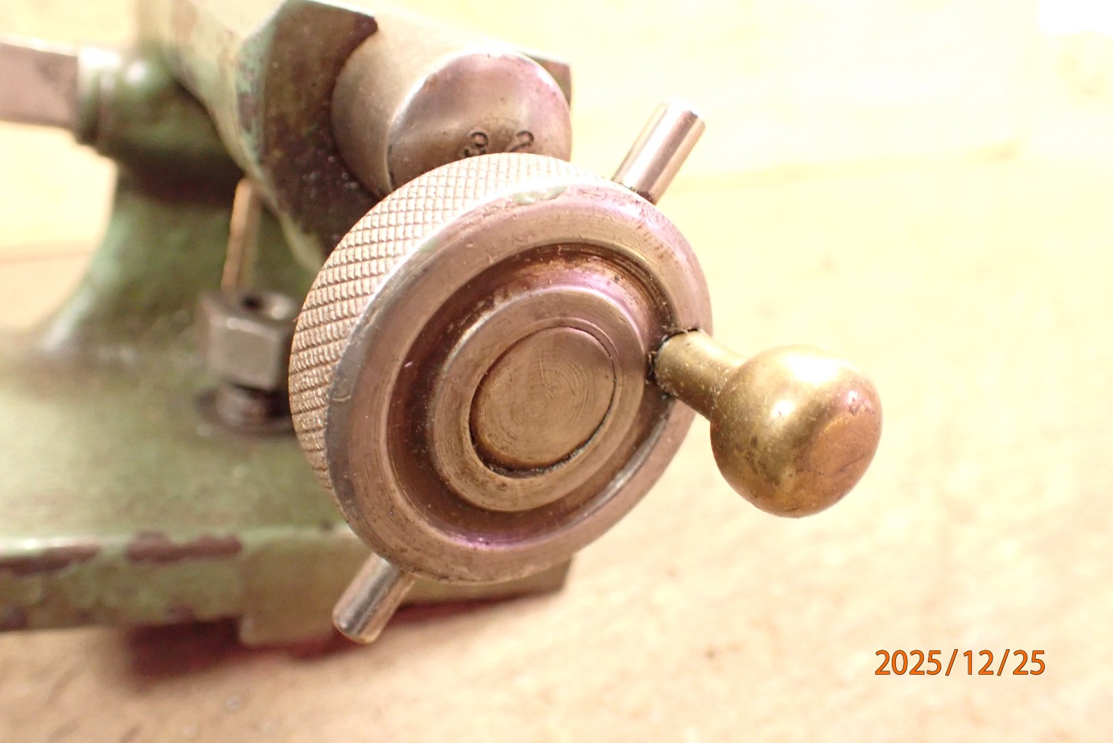 VINTAGE SMALL MACHINIST TAILSTOCK ASSEMBLY POSSIBLE GRINDING GRINDER TOOLING
