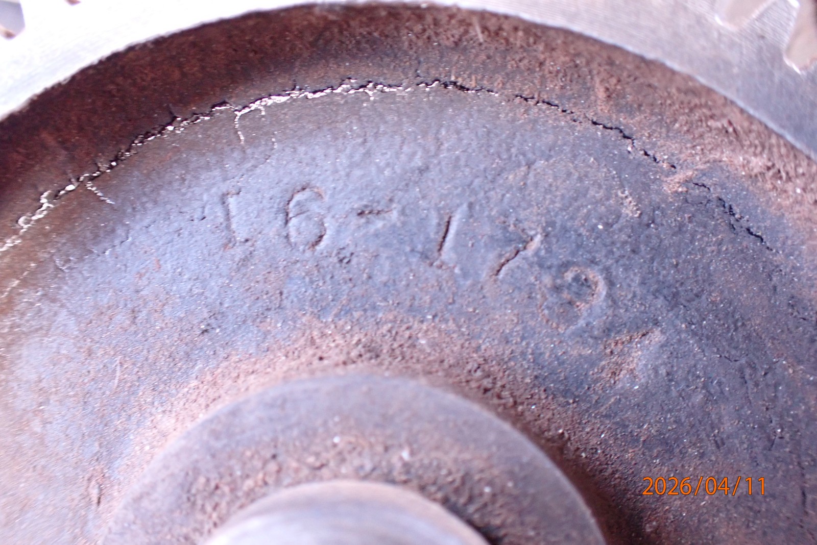 VINTAGE METAL LATHE GEARS AND RACK CASTING
