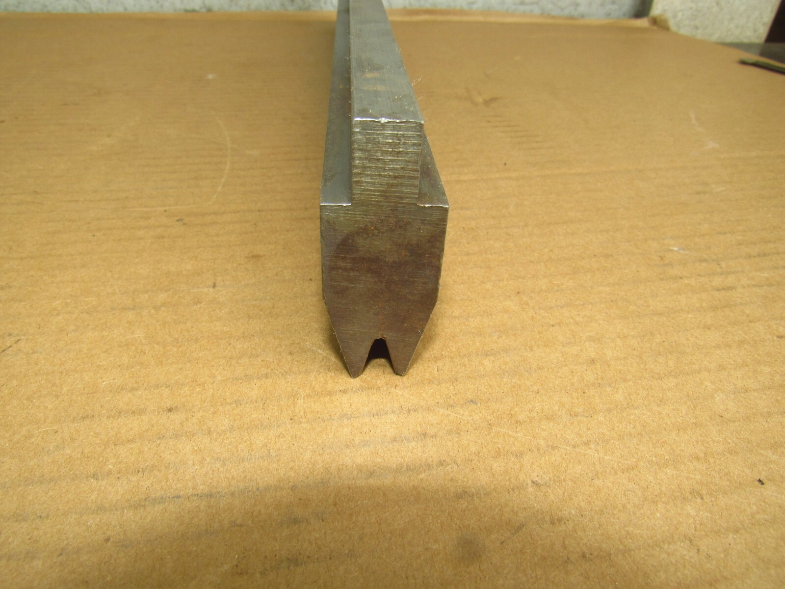 17-1/4″ Press Brake Forming 30 Degree V Angle Die Block 1/2″ Tang 2-3/8″ Tall