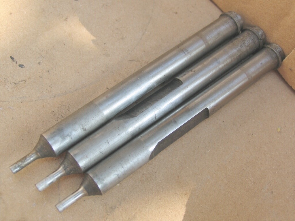One UNIPUNCH 0.140 Punch (Lot 11I)