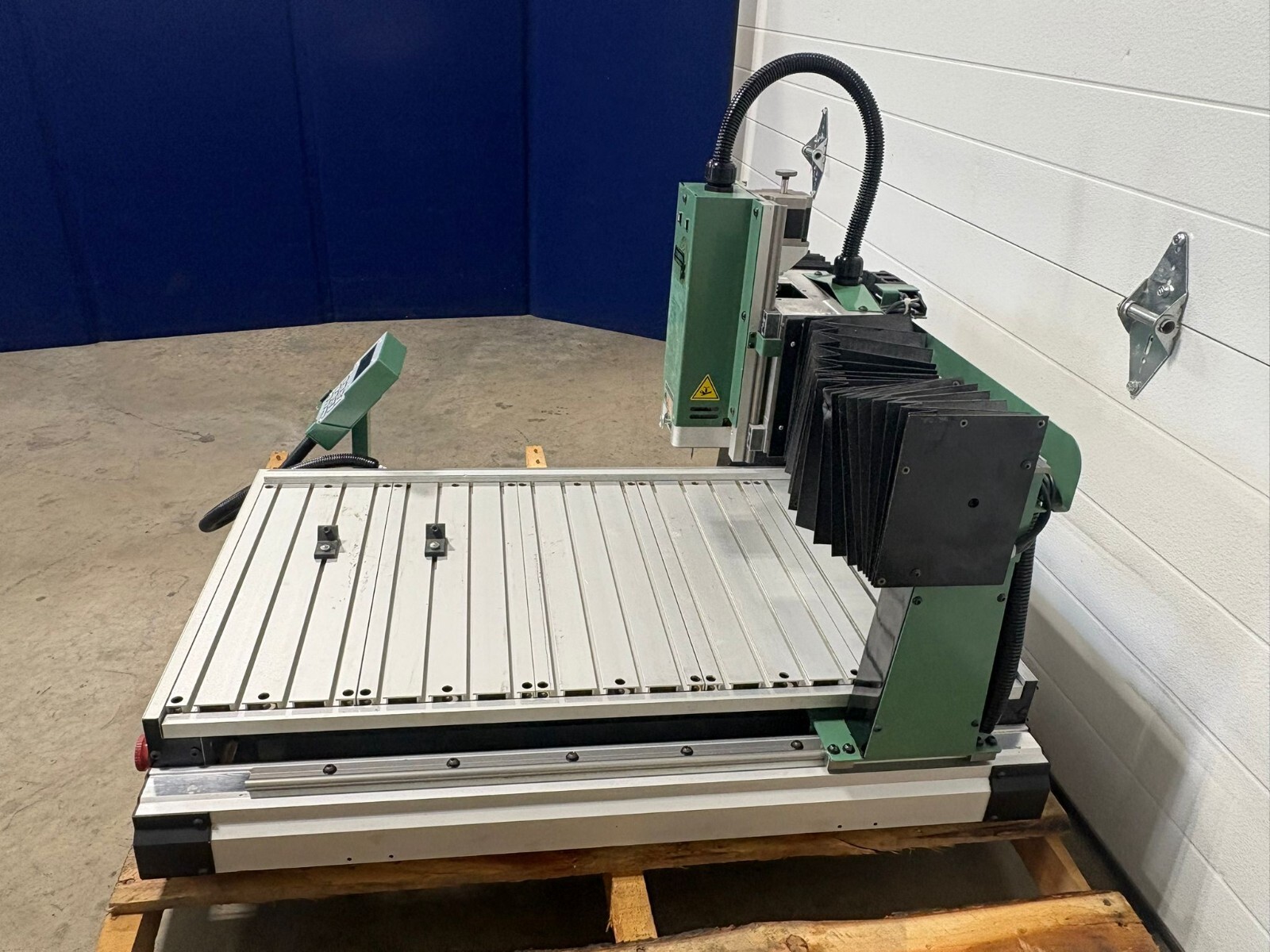General International CNC Carving Machine Model 40-915 M1 w/ Control Module