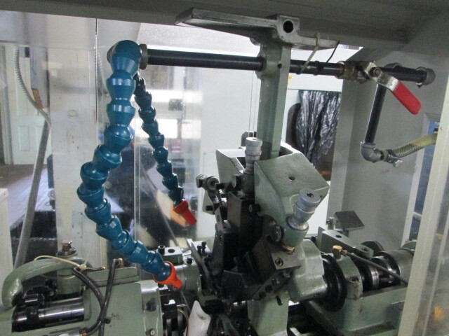 Ge Fong Model GS-1035 24 Speed 8065 Rpm 8mm Max Diameter 3Hp 220/380V Auto Lathe