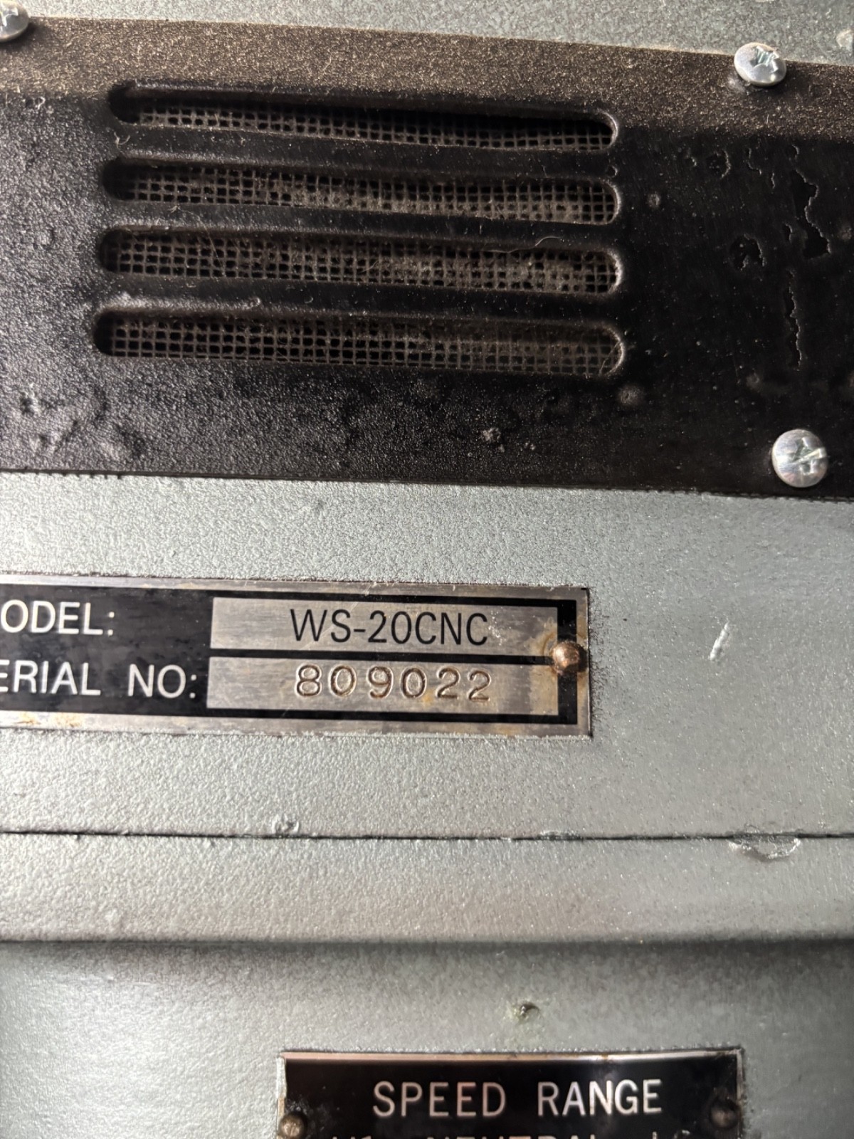 CNC milling machine preowned Vectrax model WS-20CNC GE Fanuc O-M controller