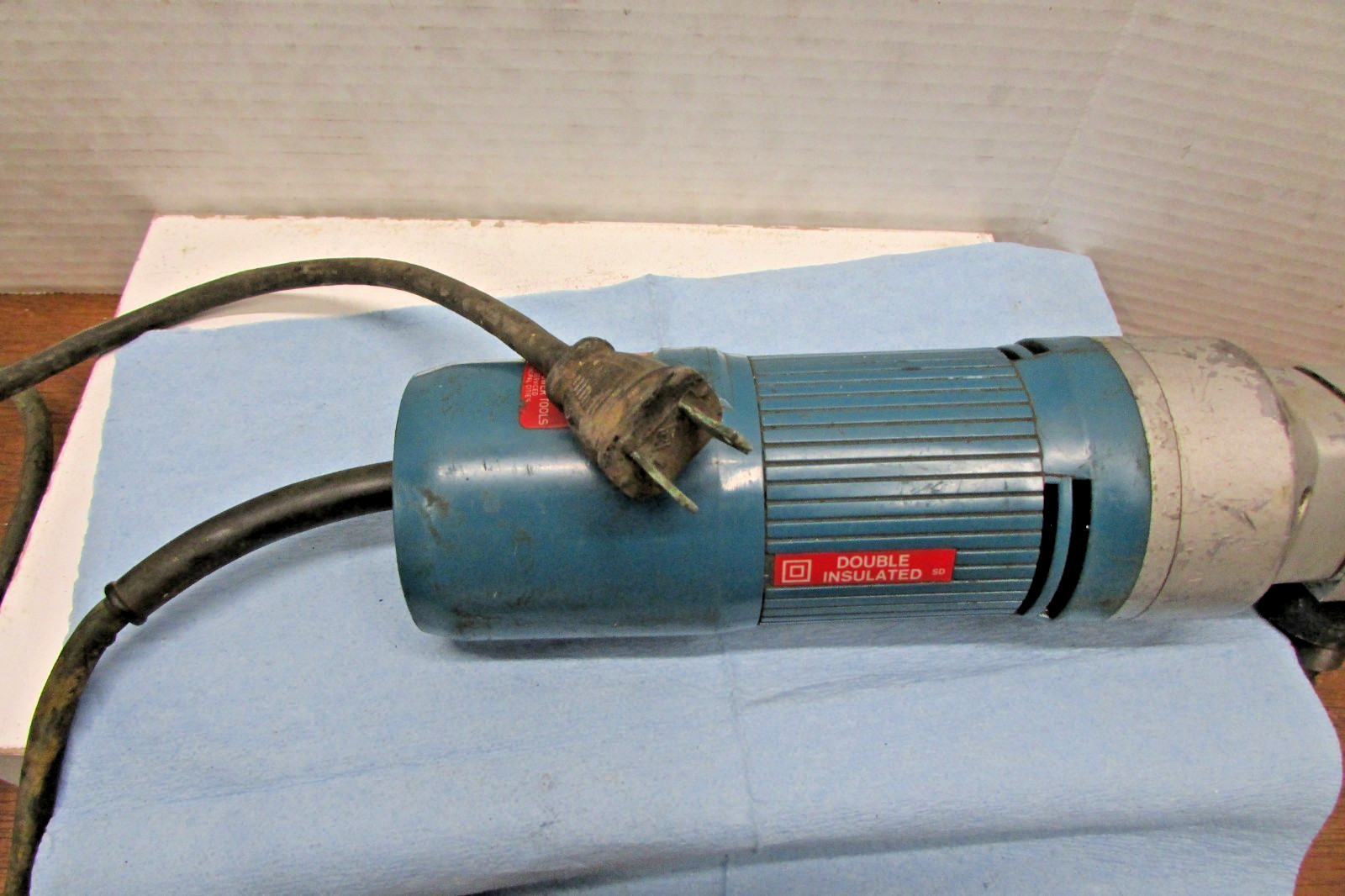 Bosch Mod. 1530 14SWG Corded Electric Portable Hand Metal Nibbler Tested