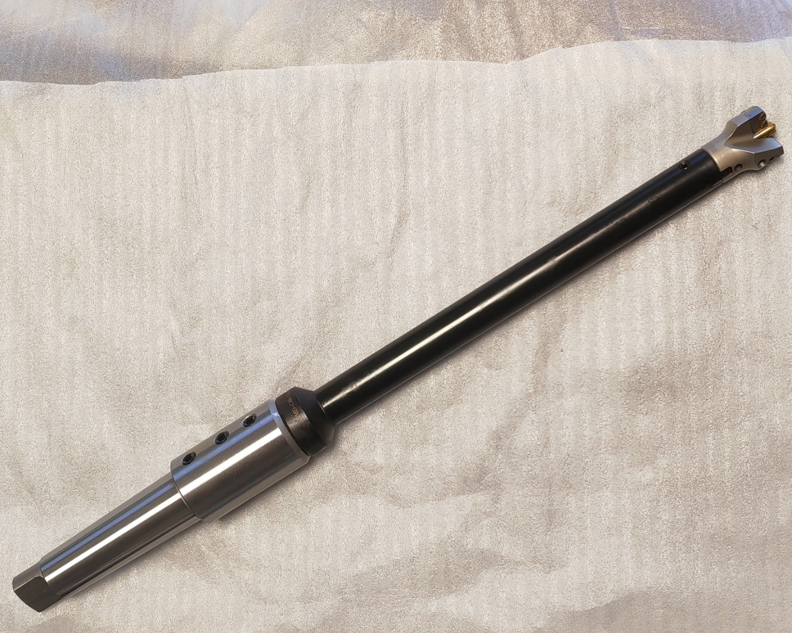 VMD4550MM Bore drilling head with inserts Center drill Vertical Machining Center
