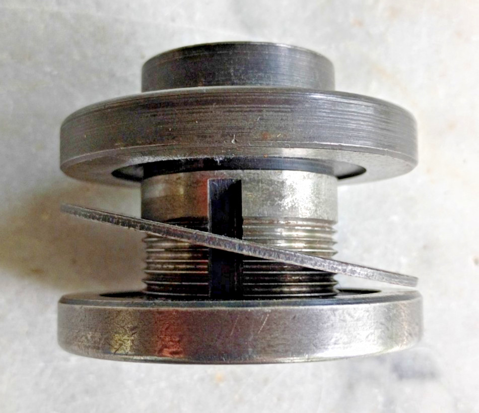 Sopko Type Standard Taper Grinding Wheel Adapter 1-1/4-16 LHx 2-1/4″OD 1-3/4″OAL