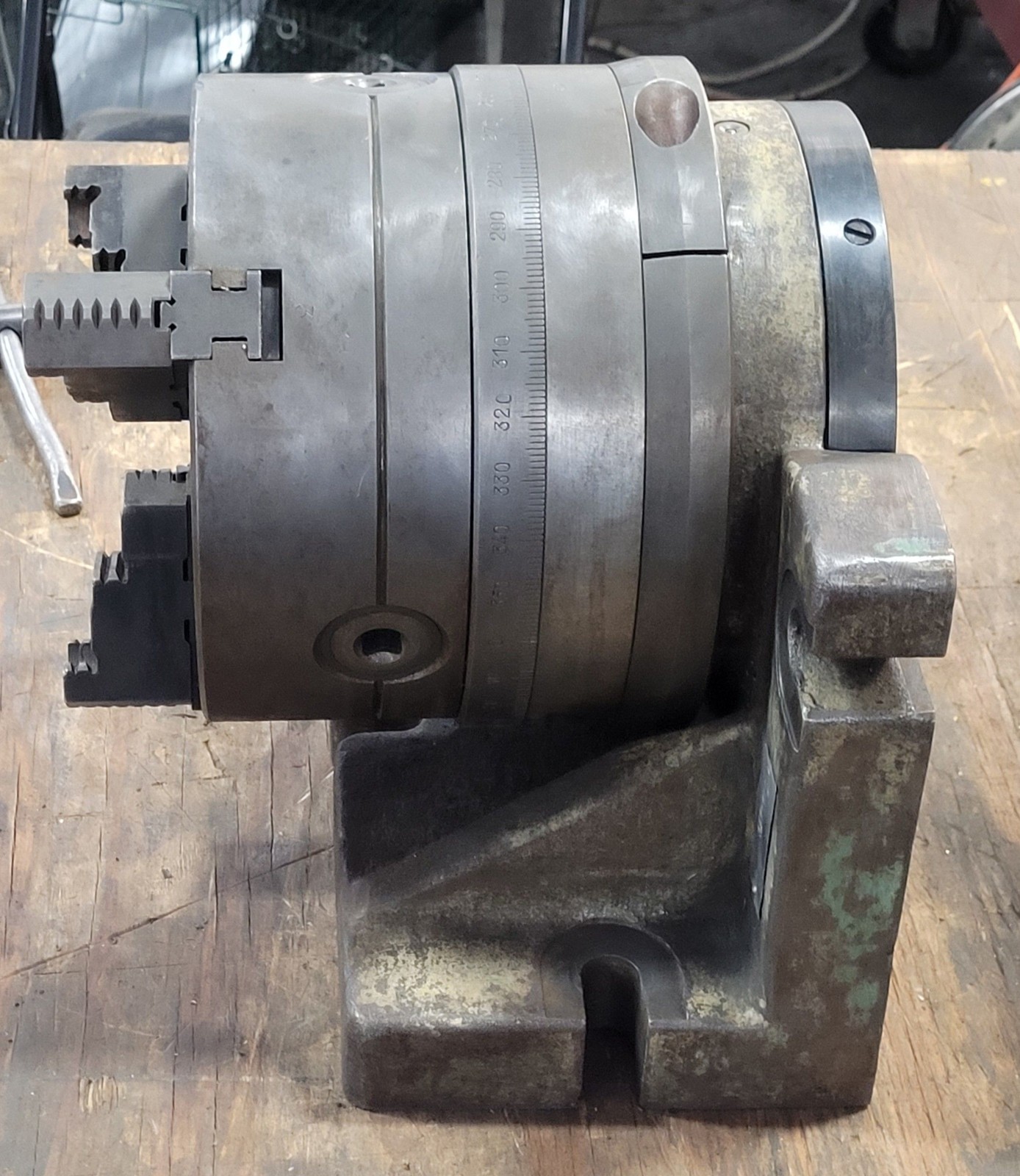 Super Spacer w/ 8in Bison – 3 Jaw Chuck