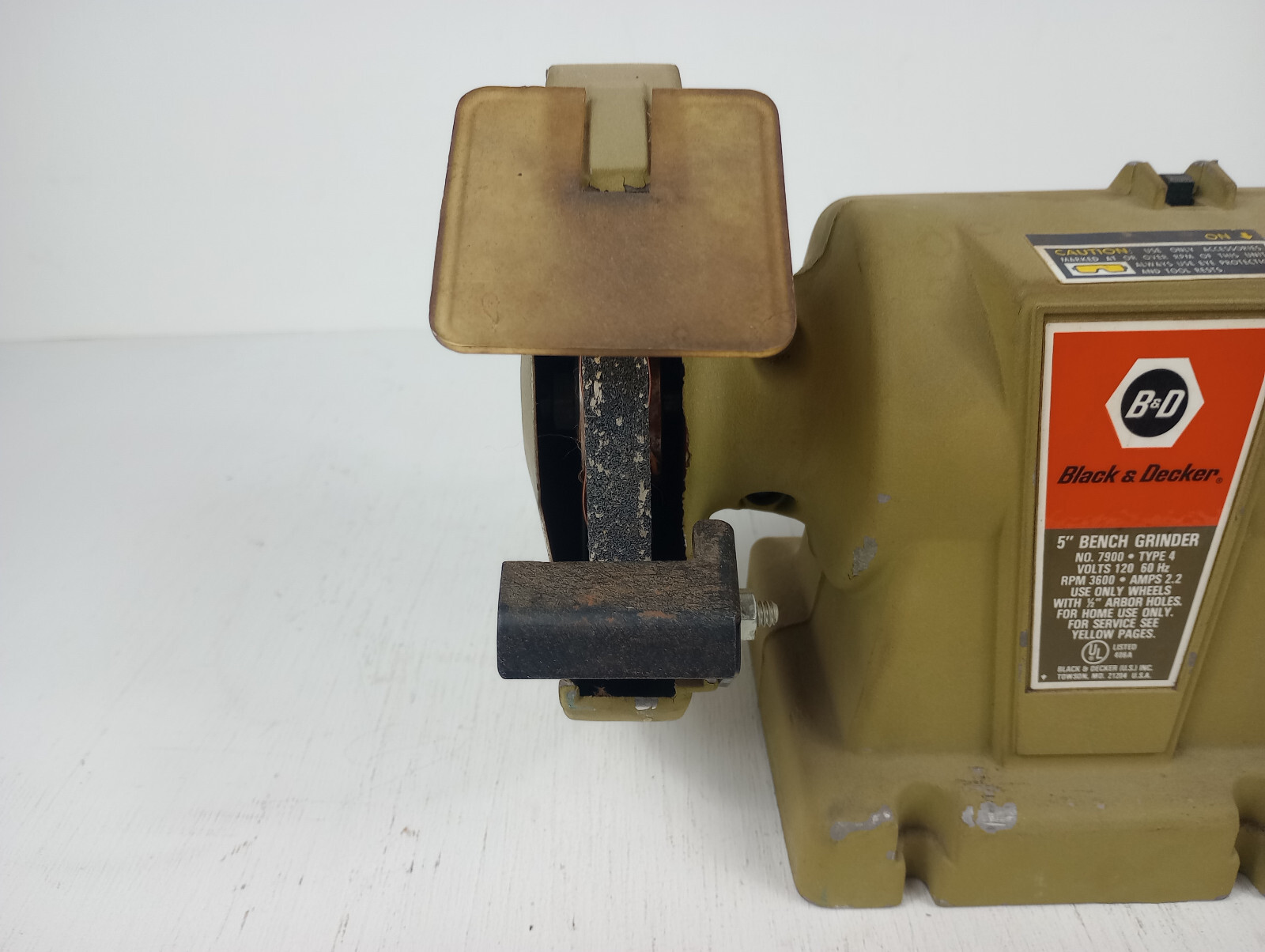 Vintage Black & Decker 5″ Bench Grinder No. 7900 Cast Metal USA (Working)