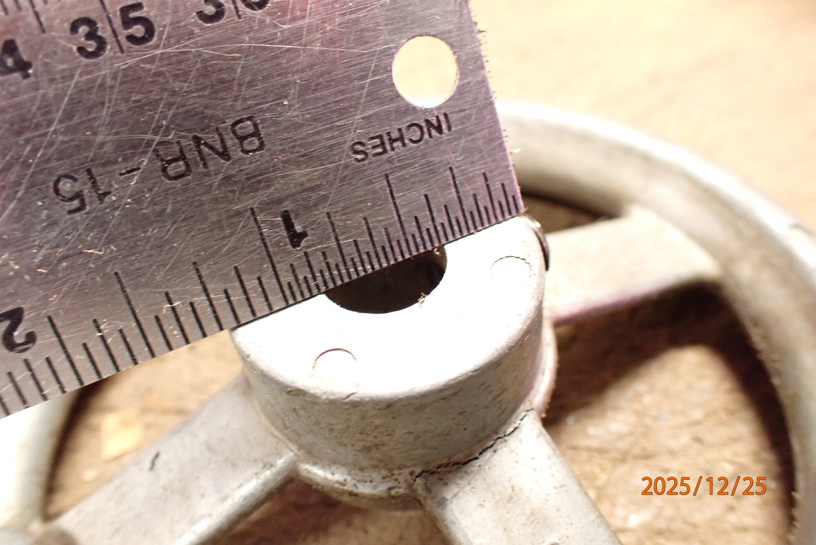 NON-FERROUS METAL MACHINE JIG FIXTURE HANDWHEEL CRANK