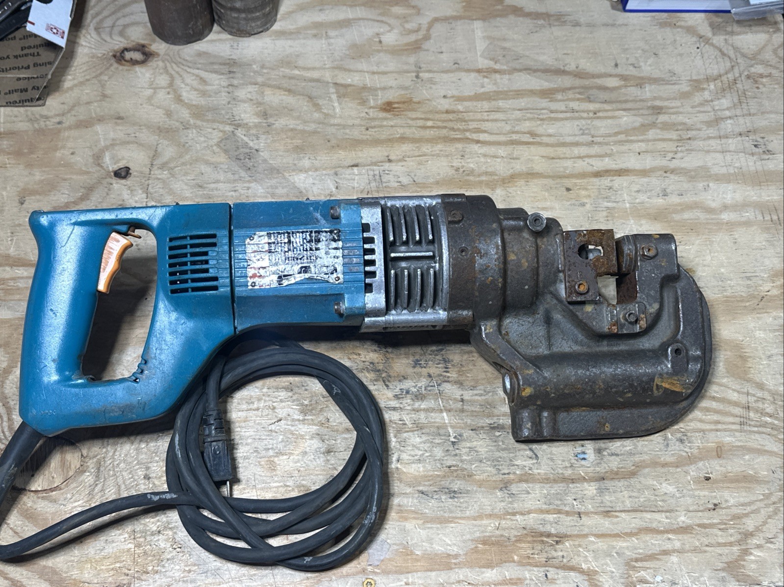 Pre Owned HOUGEN-OGURA 75004PR Electro Hydraulic Hole Punch (QUI002596)