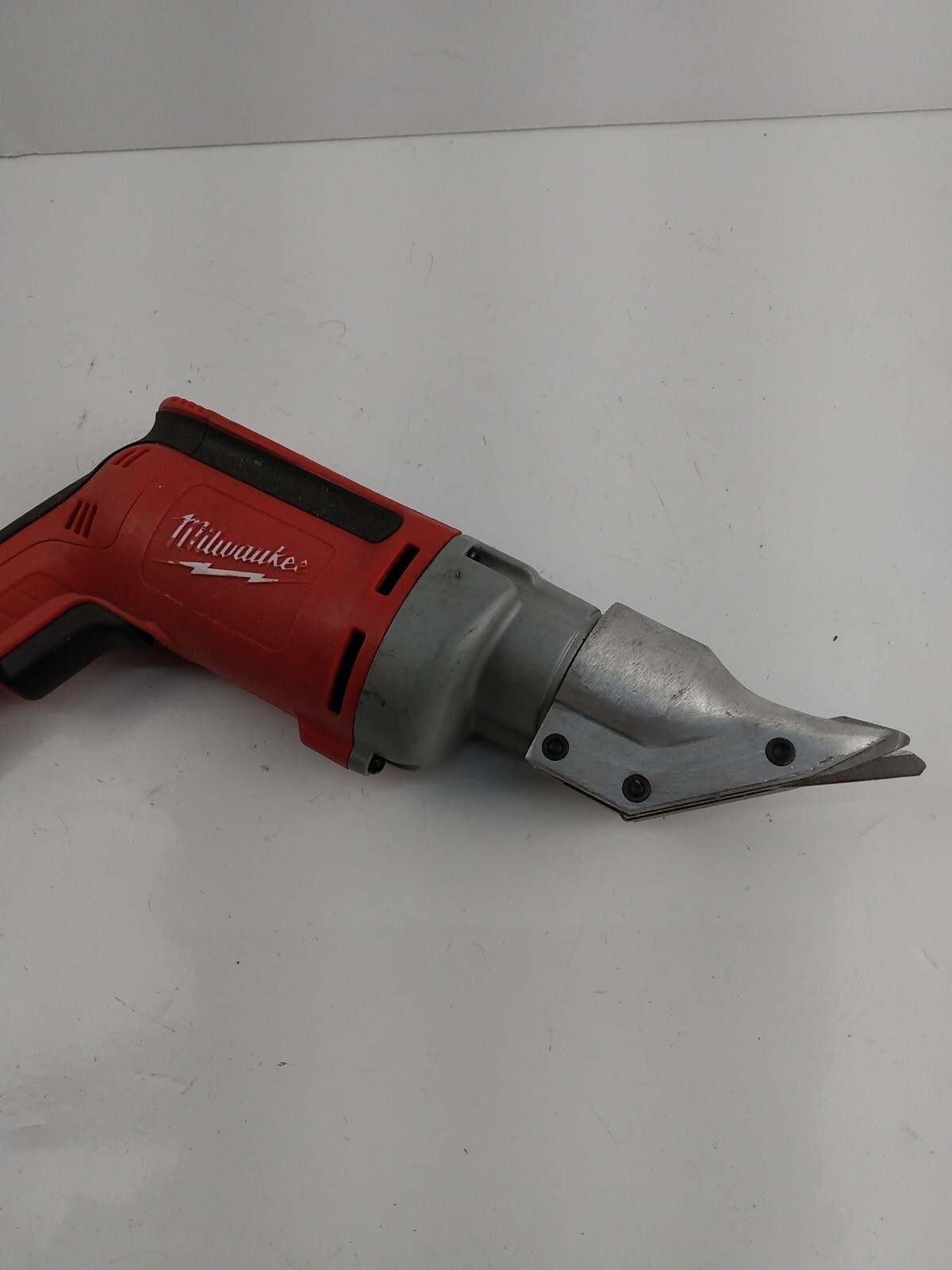 Milwaukee 6852-20 BROKEN Corded 18-Gauge Sheet Metal Shear 6.8 Amp Motor BROKEN